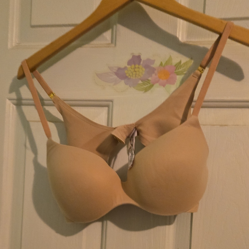 Victoria's Secret Beige Bra